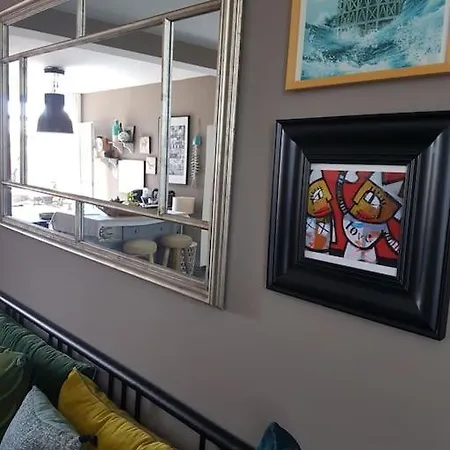 Baliste Et Sa Piscine Aux Sables D'olonne *